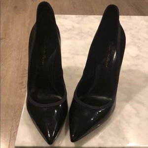 Patent leather heels. Tuxedo style